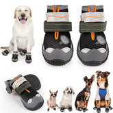 TEWIWAP zapatos para perros antideslizantes ofrecen tracción estable en interiores.