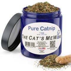 The Cat's MeWow hierba gatera pura en frasco reutilizable para frescura prolongada.