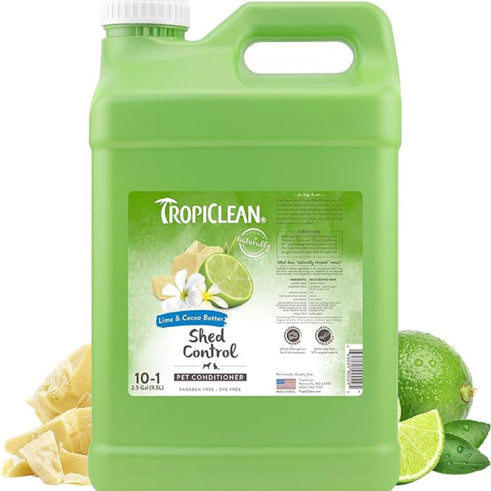 TropiClean Desprendimiento Perro Condicionador: botella vertida para baño rápido.