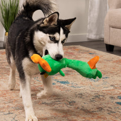 TrustyPup pato con sonajero integrado para entretenimiento.