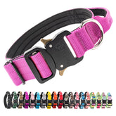 Collar TSPRO con asa de mano para control estable durante caminatas diarias.