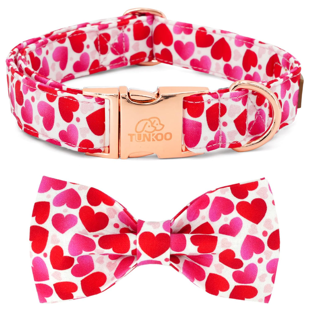 Collar Tunkoo para perro San Valentín con lazo y corazones, ideal para paseos festivos.