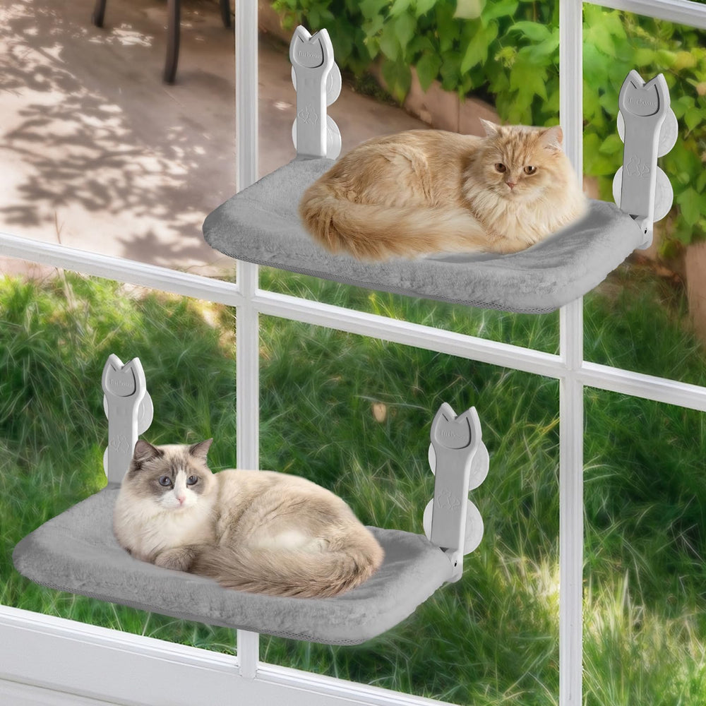 Hamaca Turbosus para ventana con plataforma amplia para descanso al sol.