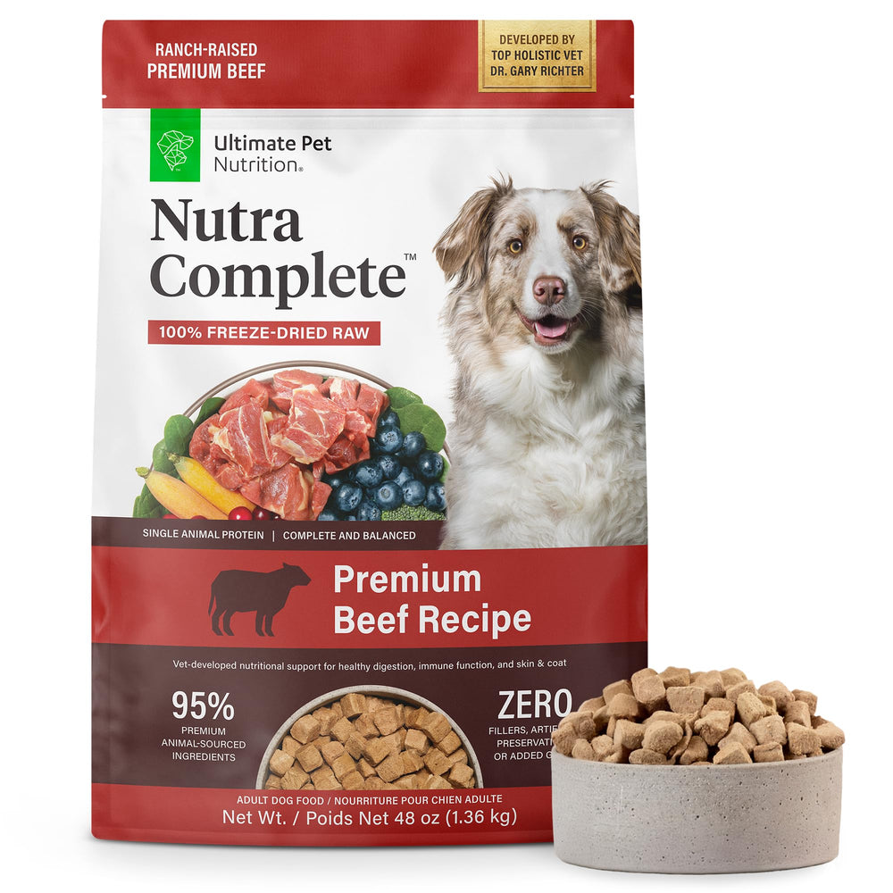 Nutra Complete de Ultimate Pet Nutrition en cuenco equilibrado para perros