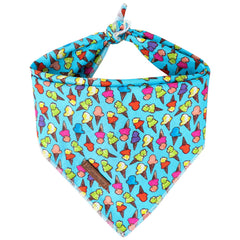 UP URARA PUP bandana azul veraniega para perro, aporta estilo cómodo y fresco.