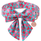 UP URARA PUP collar Corazón Rosa Lazo, ideal para uso diario.
