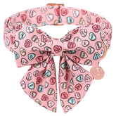 UP URARA PUP collar San Valentín con lazo corazón rosa, ideal para paseos diarios.