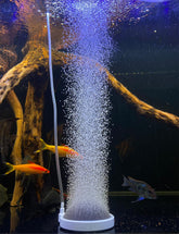 UPETTOOLS Boxtech piedra de aire para acuario, detalle de burbujas finas para oxigenación.
