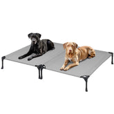 Cama elevada Veehoo para perros grandes con malla central para ventilación.