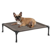 Cama Veehoo para perro con vista frontal, ventilación para mantener al perro fresco.