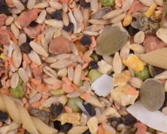 Volkman Featherglow Birdie's Buffet servido en plato facilita la alimentación diaria.