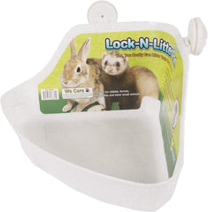 Ware Manufacturing Lock-N-Litter, plástico resistente facilita la limpieza.