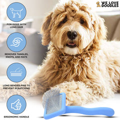 We Love Doodles mango ergonómico para un agarre cómodo durante el cepillado.