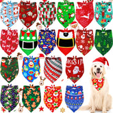 Bandanas navideñas Weewooday para perro en conjunto festivo.