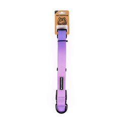 Collar Wilderdog impermeable al agua y a la suciedad para aventuras al aire libre.