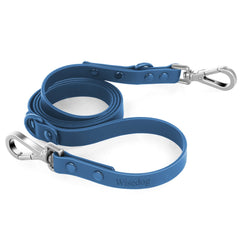 Correa impermeable de Wisedog para paseos bajo lluvia.