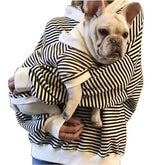 Sudadera Wiz BBQT para perro con rayas, vista frontal, ideal para paseos fríos.