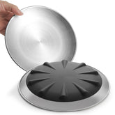 Tazones WROSWT de acero 304 en primer plano, duraderos para comida de gatos.