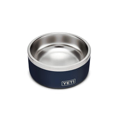 YETI Boomer 4 con BearFoot mantiene la comida sin moverse.