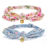 Collar YUDOTE con lazo floral de algodón azul, ideal para uso diario