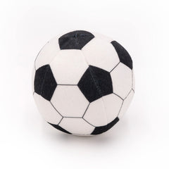 ZippyPaws SportsBallz, parche de liga en el diseño, perfecto para juego temático.