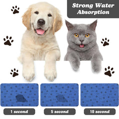 Tapete Zoeeya para bebederos de gato, base impermeable evita suelos mojados.