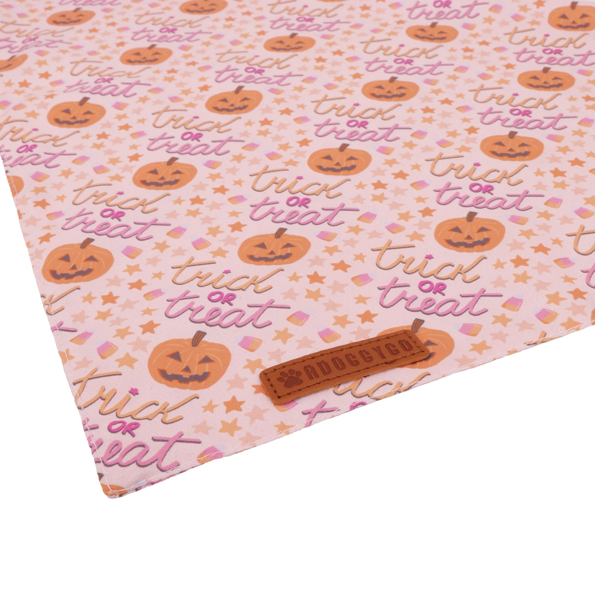 Bandana ADOGGYGO regalo ideal para amantes de perros en Halloween.