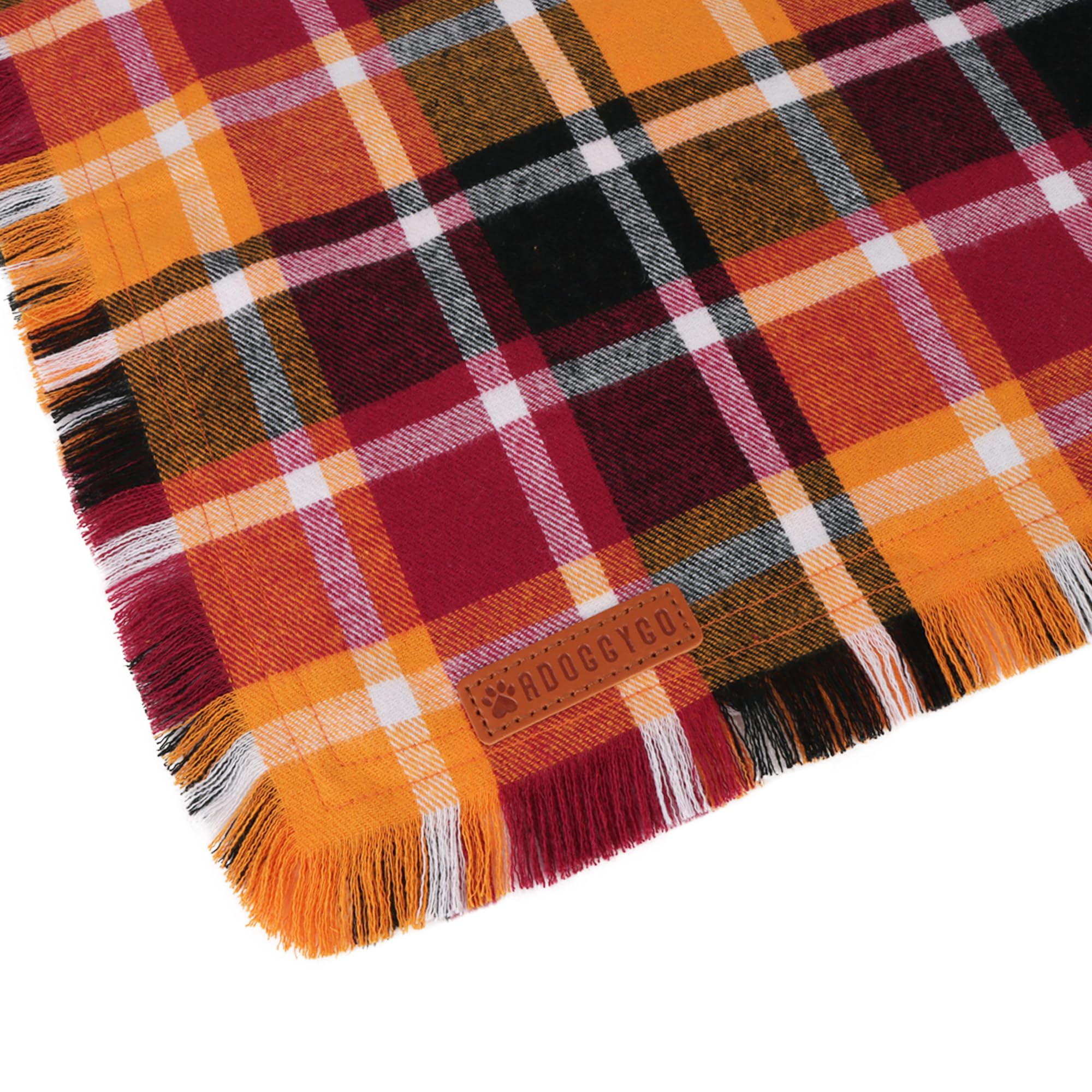 ADOGGYGO bandana con diseño a cuadros para combinar con accesorios.
