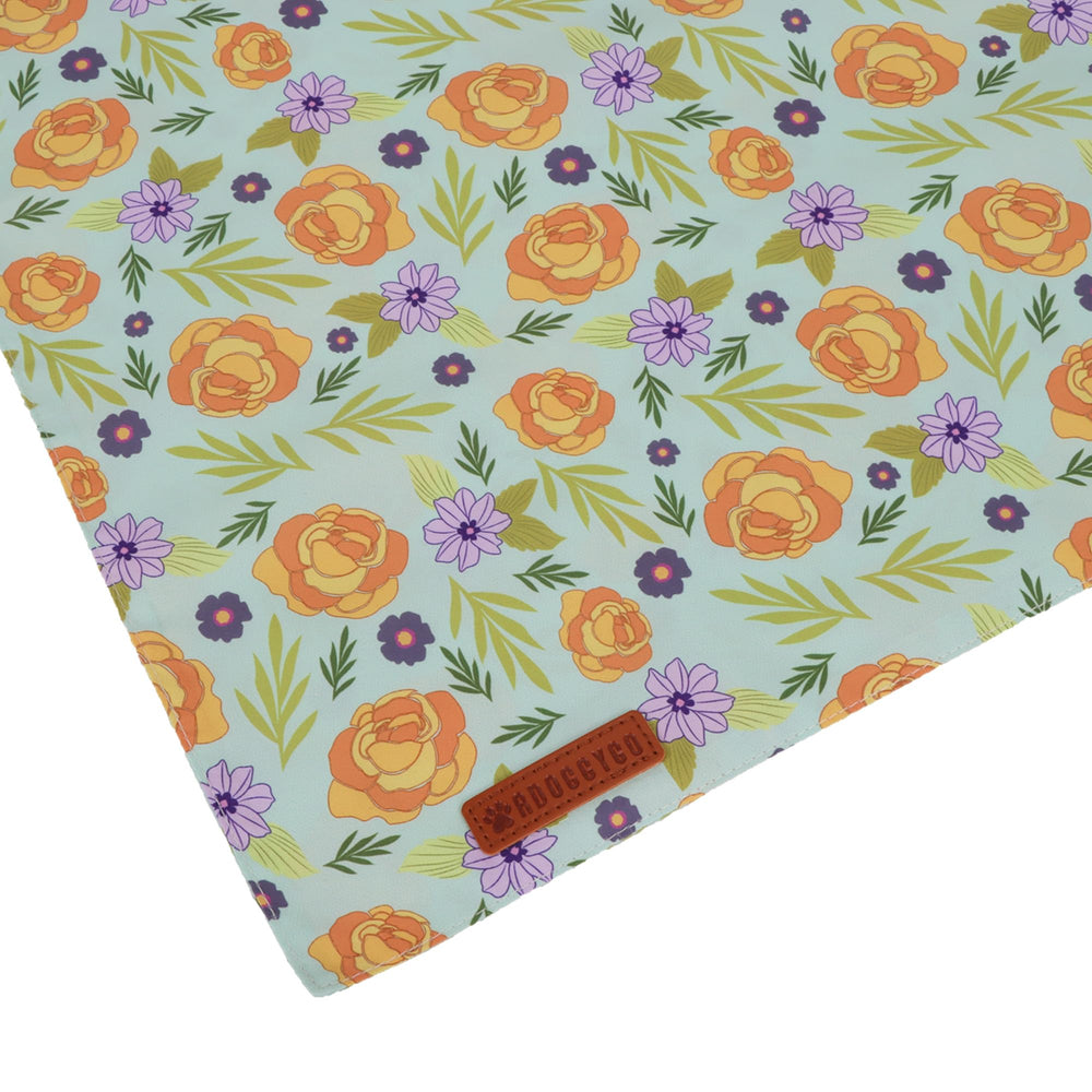 Perfecto para primavera o San Valentín, ADOGGYGO bandana añade estilo sin esfuerzo.