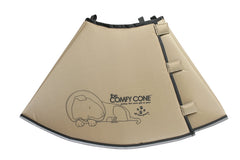 All Four Paws Comfy Cone en uso posoperatorio, comodidad para la recuperación de la mascota.