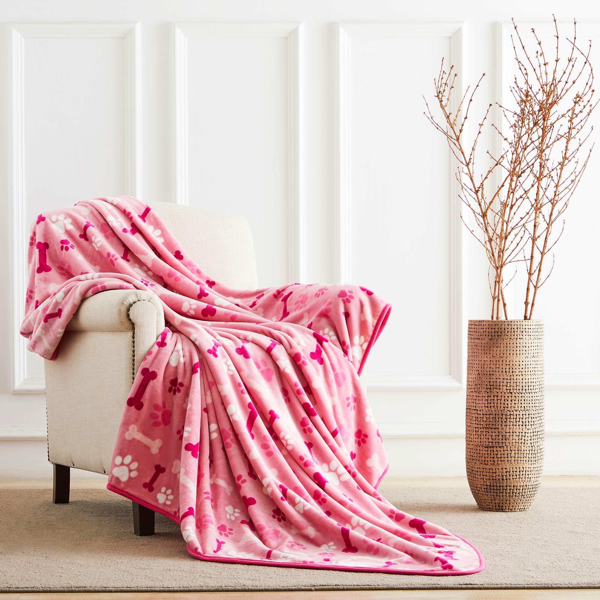 Allisandro manta para sofá rosa, protege muebles durante el descanso.