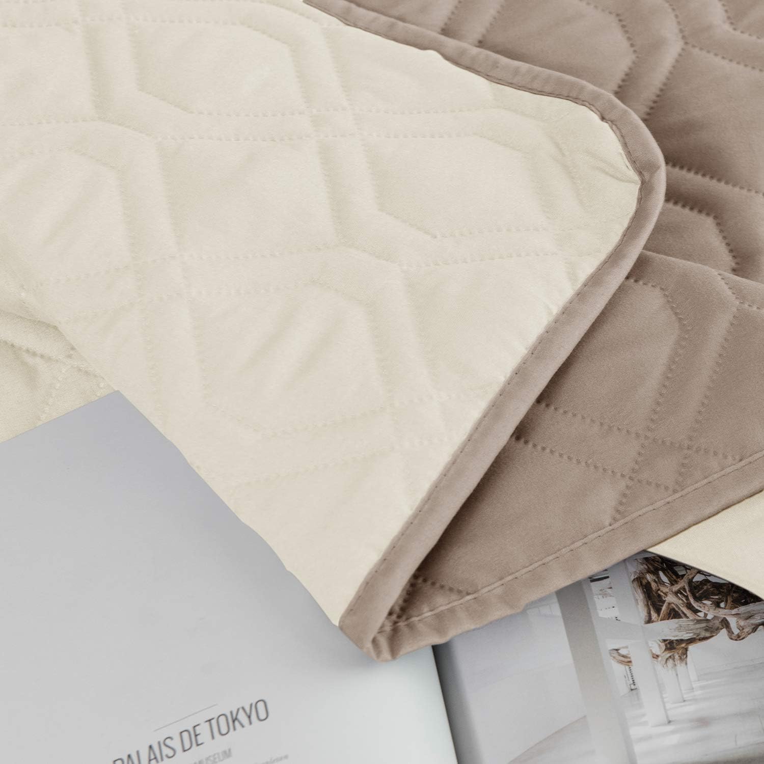 Ameritex manta ultra suave para mayor comodidad durante las visitas de mascotas.