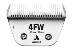 Hoja amplia ceramicEDGE de Andis con 31 dientes para acabado suave.