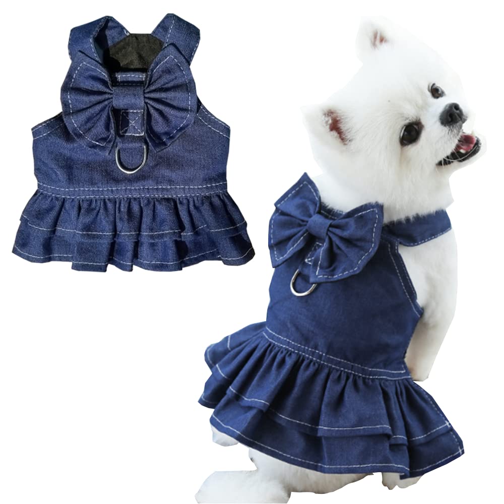 ANIAC vestido-denim-azul-con-lazo-grande ideal para paseos elegantes.