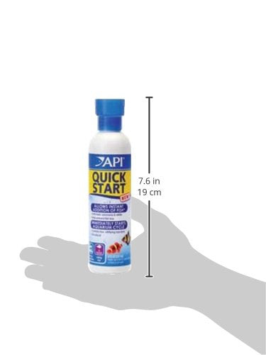 API QUICK START: envase de 8 onzas con bacterias nitrificantes listas para usar.