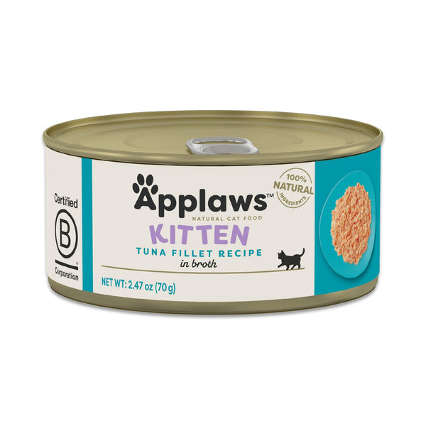 Sirviendo Applaws Gatito en tazón, ayuda a la hidratación diaria.