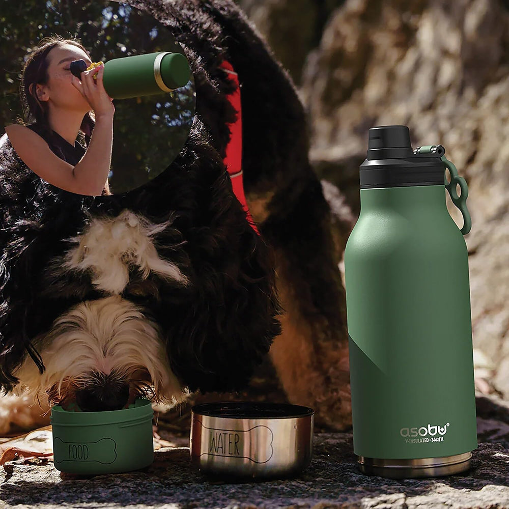 Asobu Dog Barky Botella con tazones removibles para agua y comida.