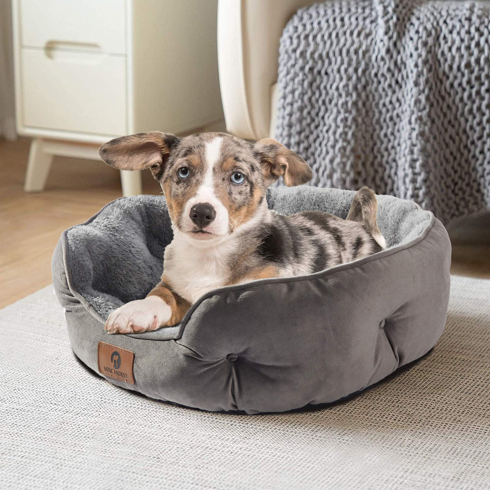 Asvin cama redonda para mascotas que aporta seguridad al descansar.