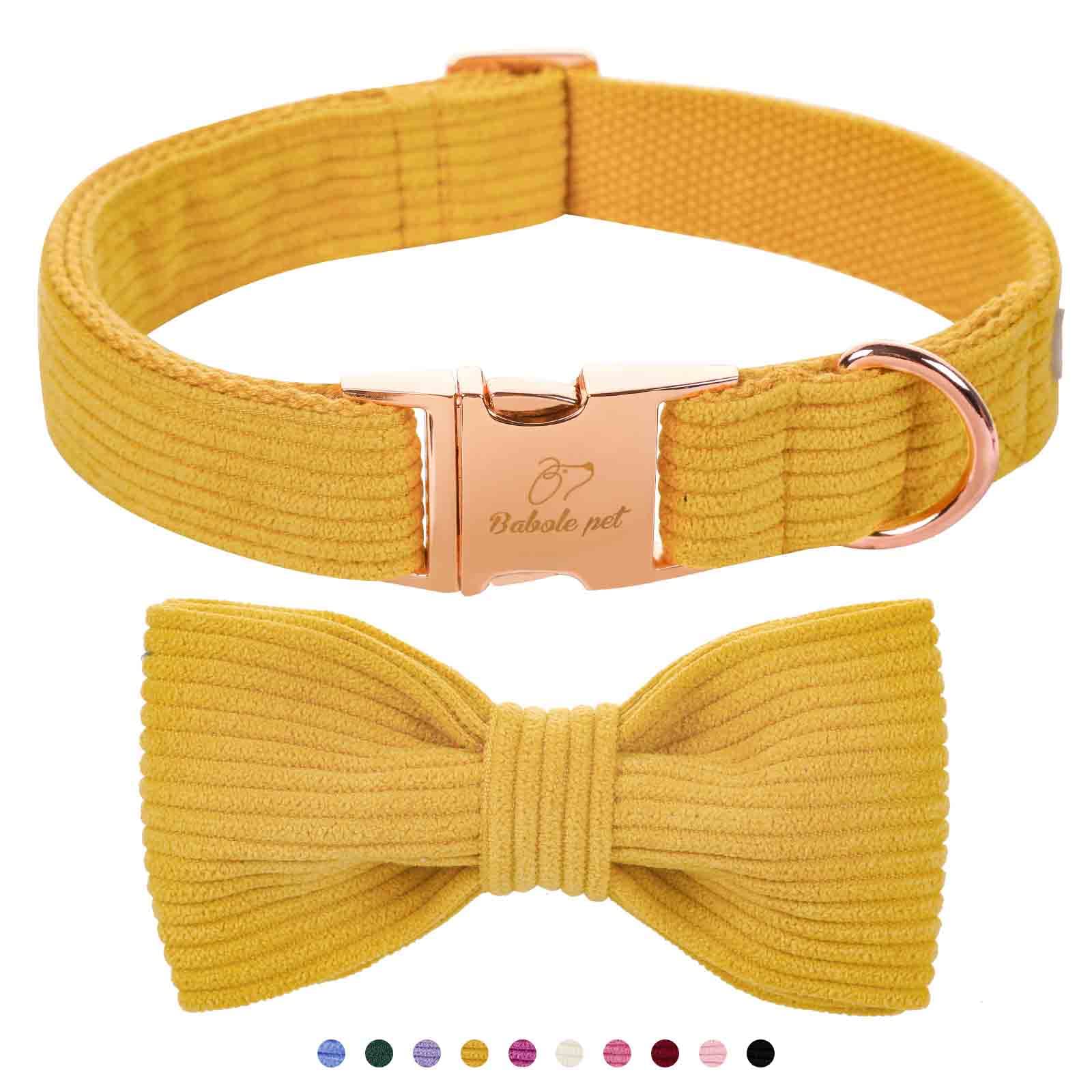 Collar Babole Pet de pana amarillo con lazo, cómodo y ajustable para paseos diarios.
