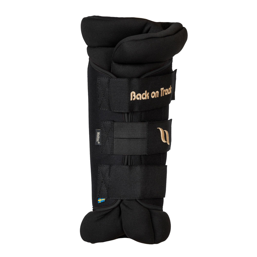 Tecnología Welltex en botas Back on Track para corvejón, mejora la circulación y confort.