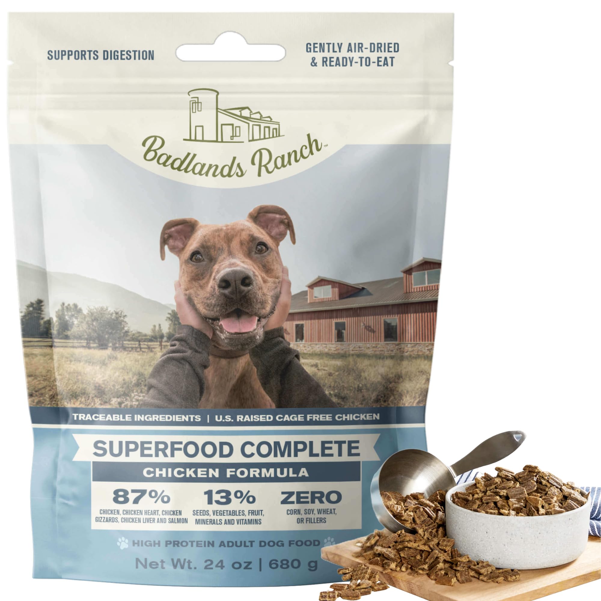 BADLANDS RANCH alimento para perros pollo aire-secado, alto en proteína para energía diaria.