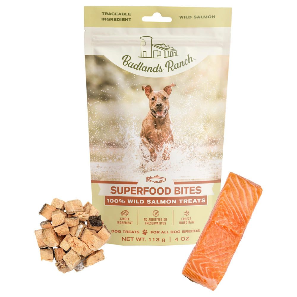 Badlands Ranch bocaditos de salmón crujientes para premiar durante el entrenamiento