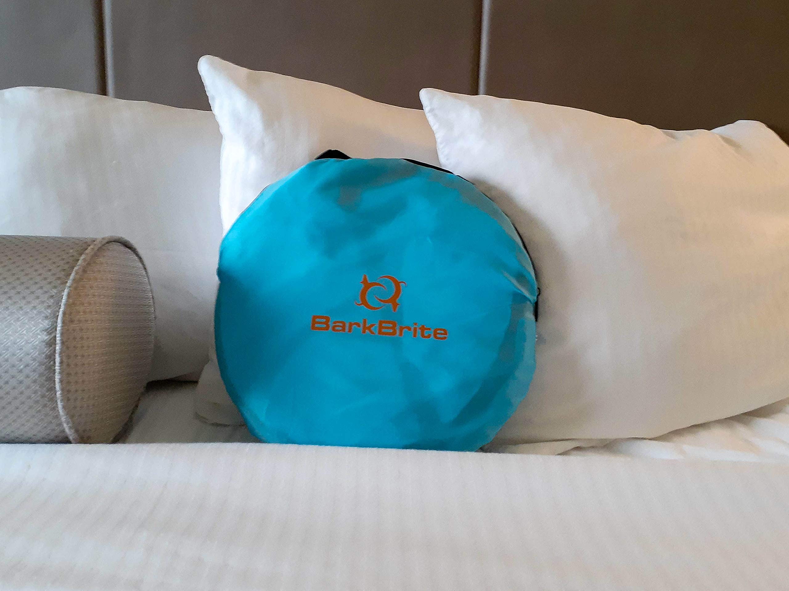 Bark Brite funda de transporte incluida para viajar ligero