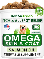 Caja de Bark&SPARK Omega 3, 180 premios de salmón para piel sana y pelaje.