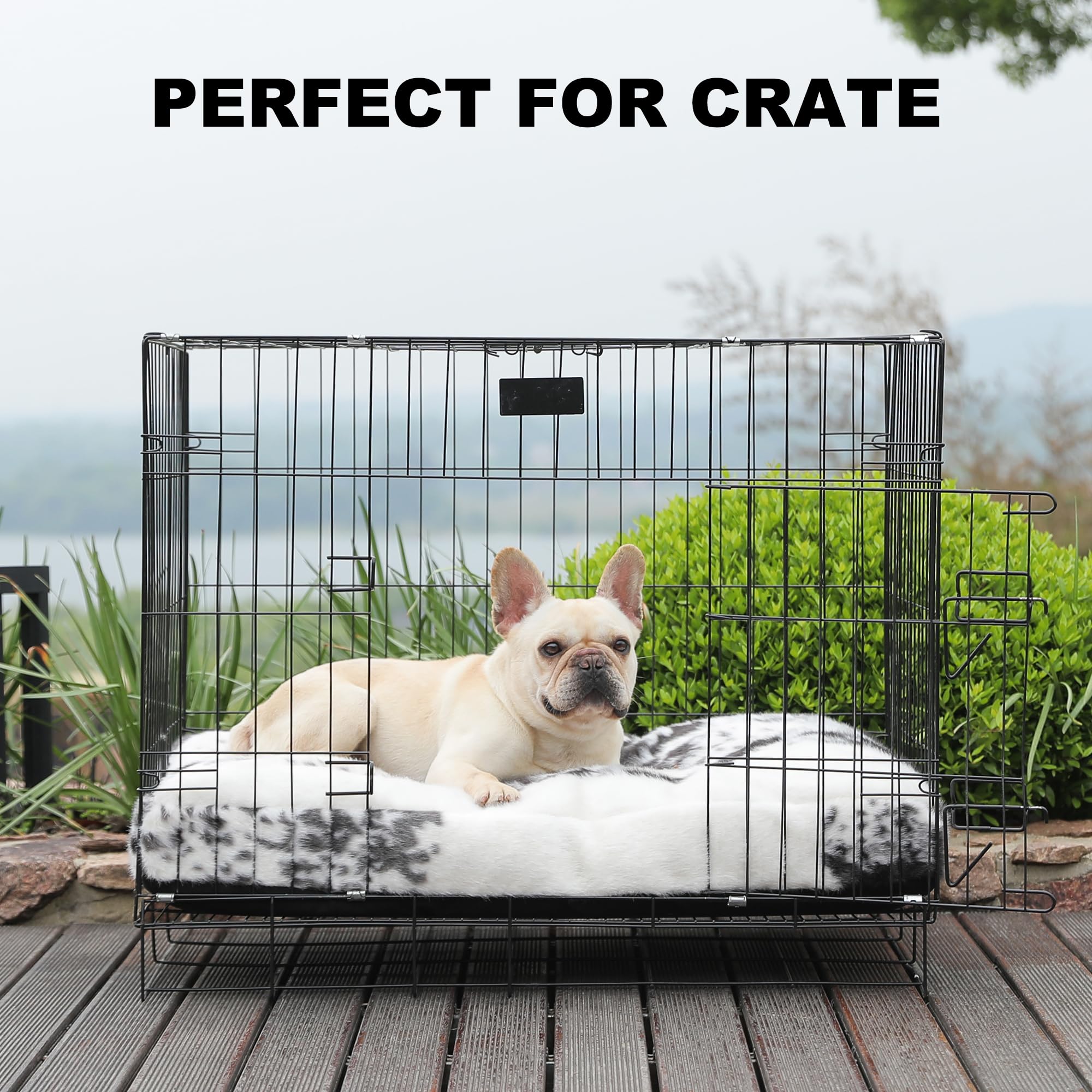 Bedfolks cama perro, base impermeable para evitar manchas y salpicaduras.