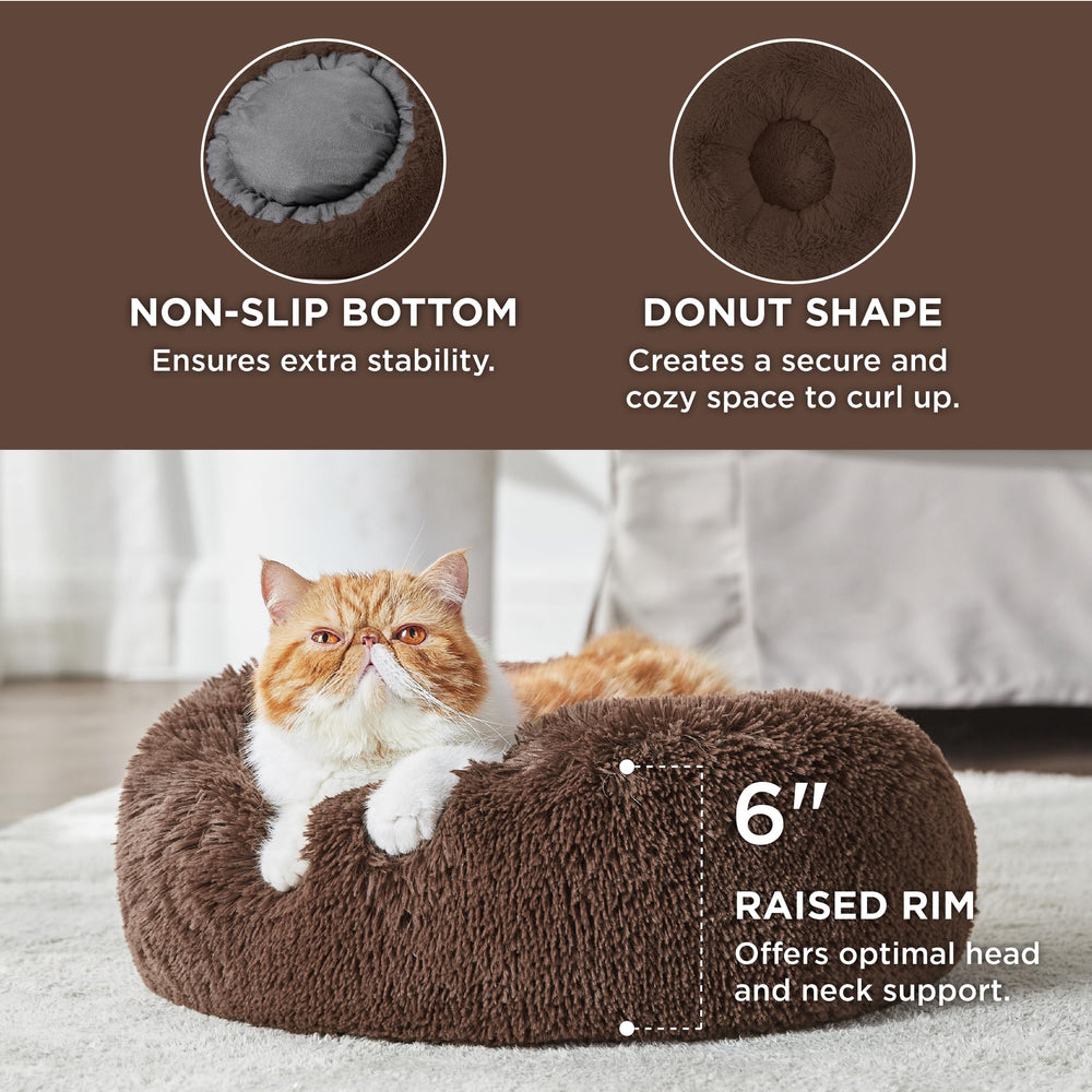 Bedsure base antideslizante para cama de gatos, evita desplazamientos durante el descanso.
