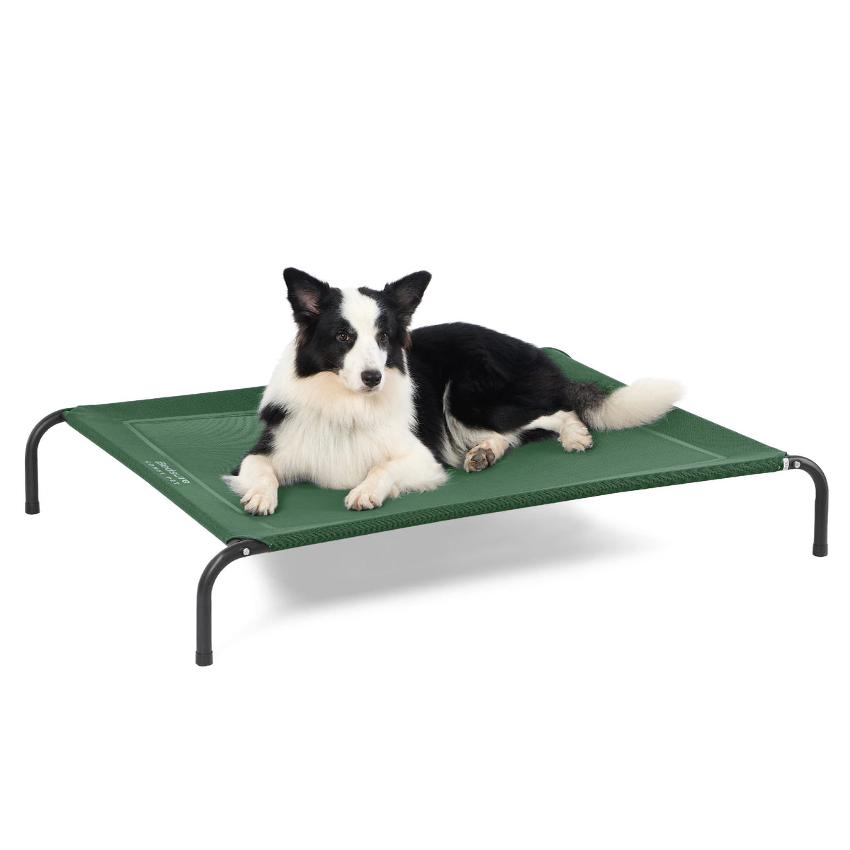 Bedsure cama para perro elevada exterior de 49 pulgadas, descanso fresco al aire libre.