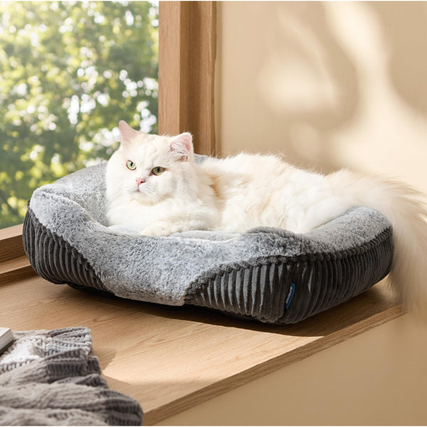 Bedsure cama para perro o gato pequeño, vista general y cómodo diseño.