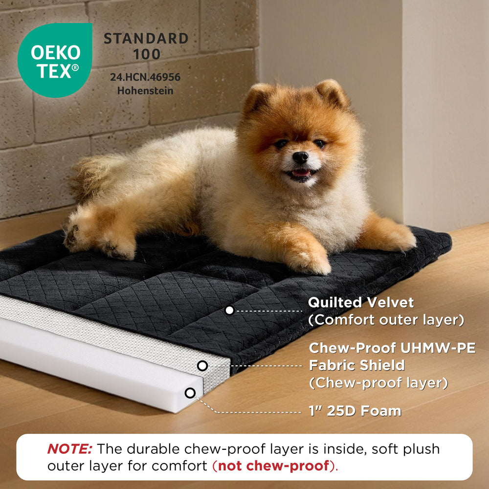 Bedsure cama para perro con terciopelo negro, superficie suave para dormir.