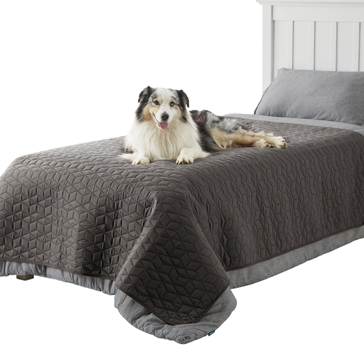 Bedsure cobertor impermeable para cama de perros con base antideslizante.